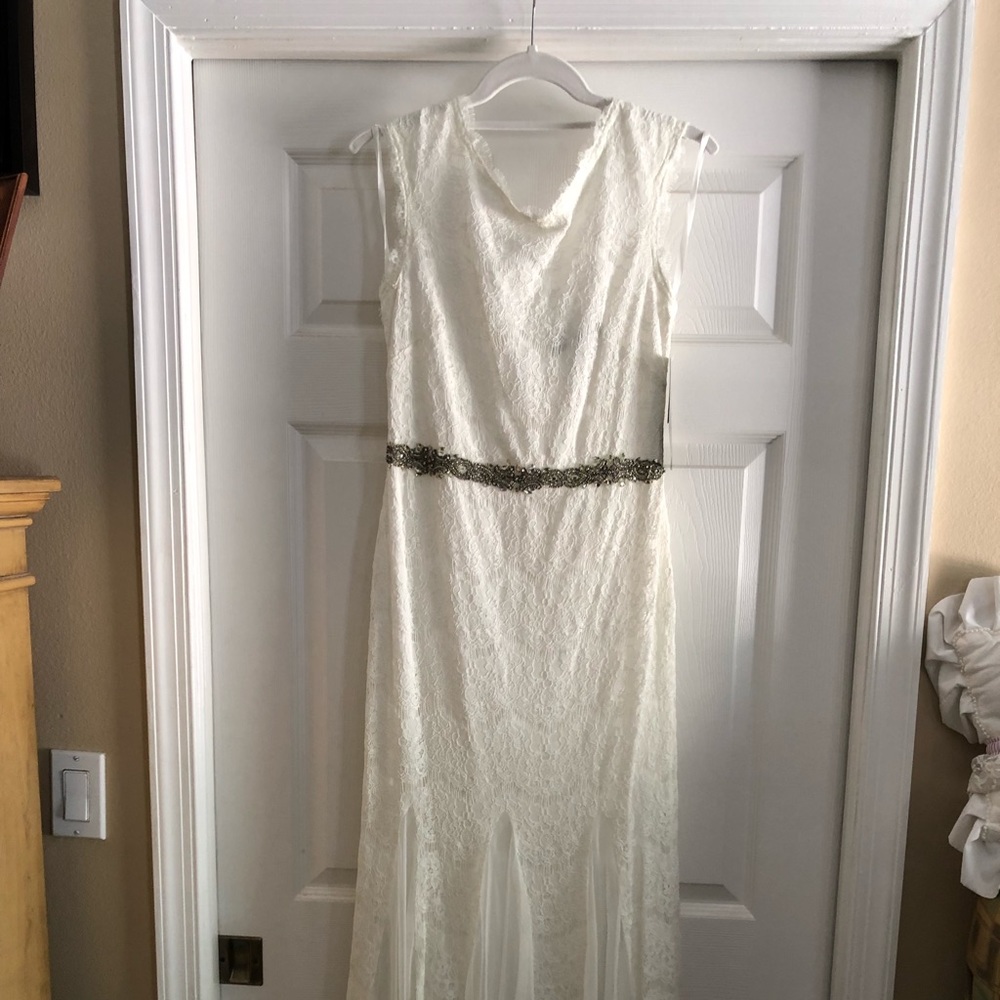Antigue White NWT floor length gown size 10